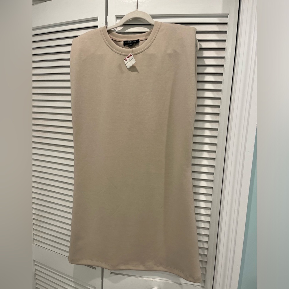 Rachel Zoe Tan Padded Shoulder Dress NWT Medium